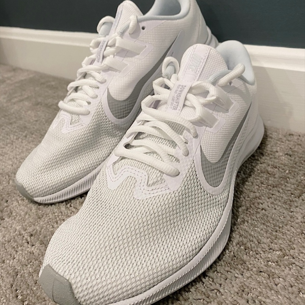 women's downshifter 9 running shoe